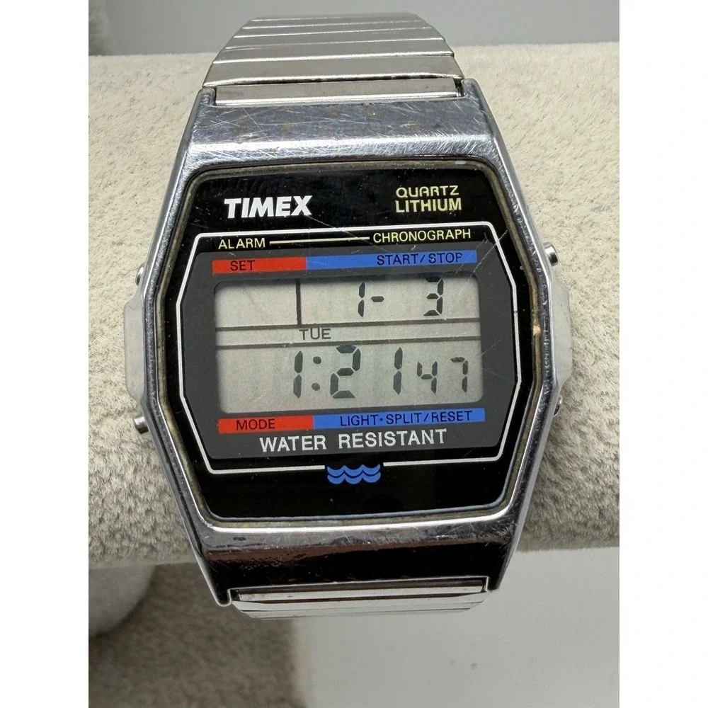 Timex New Battery Vintage 1990 Mens Digital Watch 34MM 7